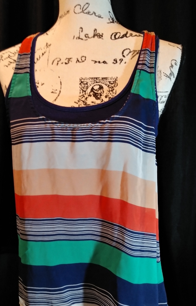 Multi colored 2 layers tank